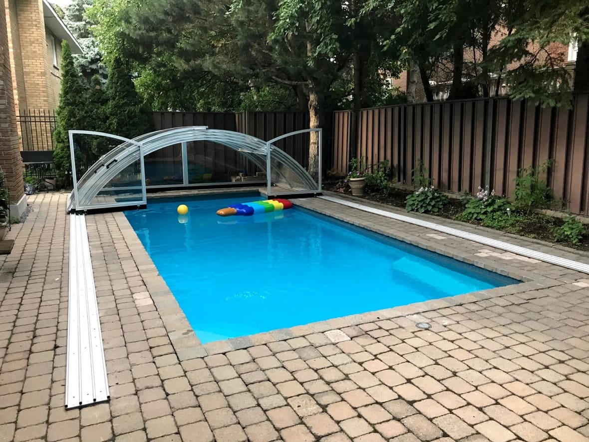 Chen family low enclosure