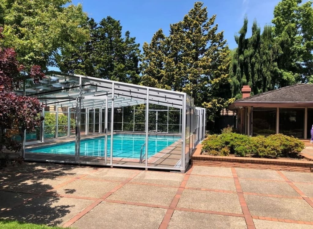 Why Aluminum + Polycarbonate? A Pool Cover Material That Actually Lasts
