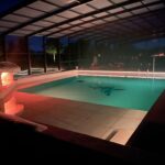 Wall‑Mounted Profile Pool Enclosure