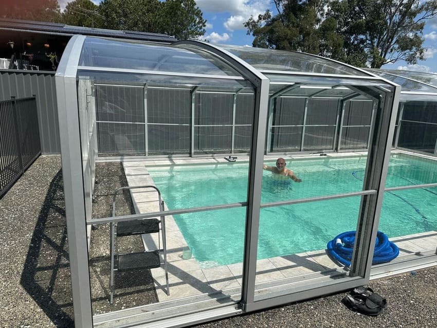Medium Profile Pool Enclosure