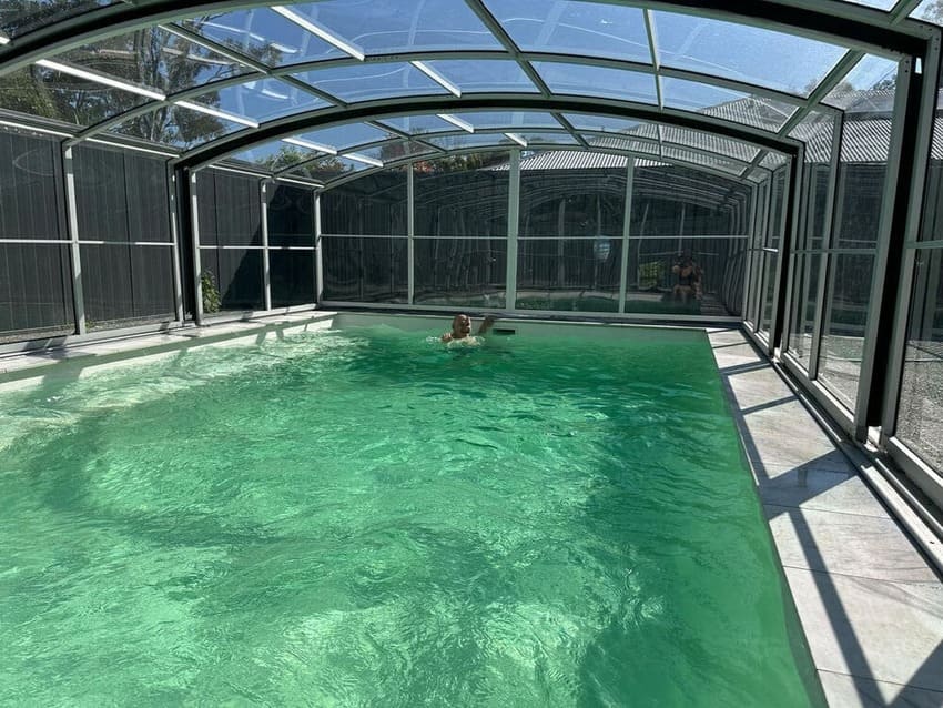 Medium Profile Pool Enclosure