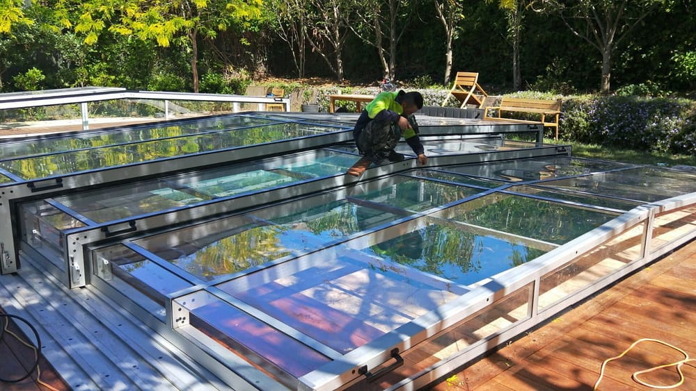 Low Profile Pool Enclosure