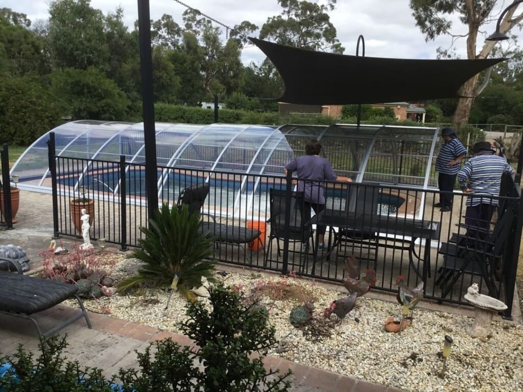 Dome Profile Pool Enclosure