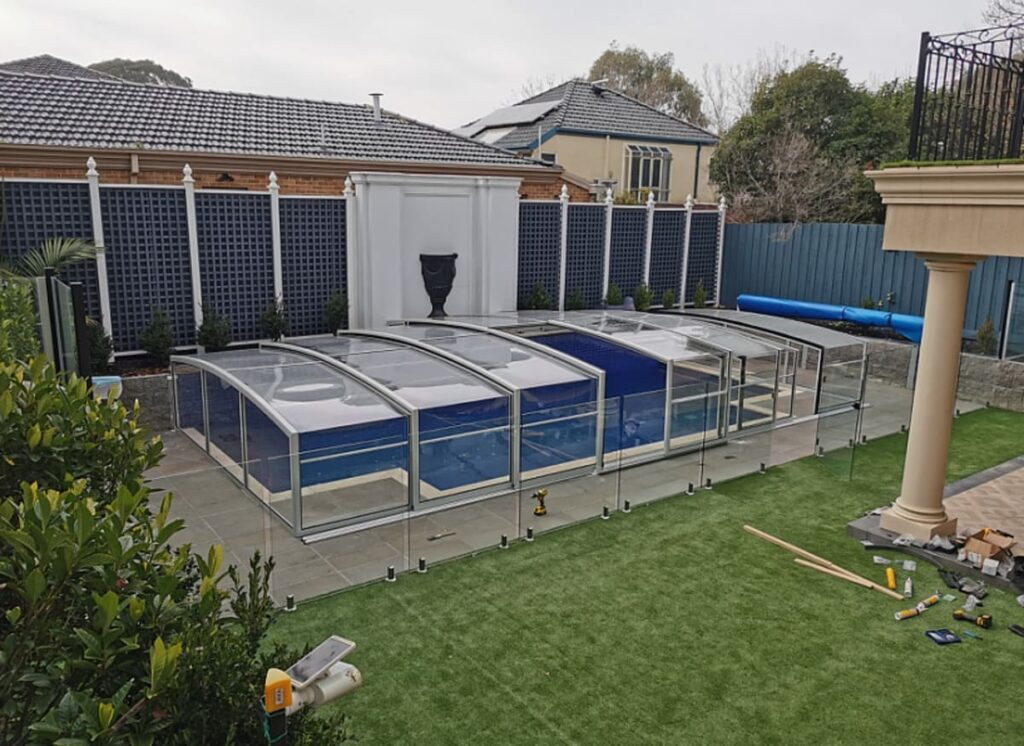 Medium Profile Pool Enclosure